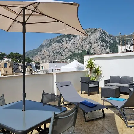 Romy Blu Apartment Capri