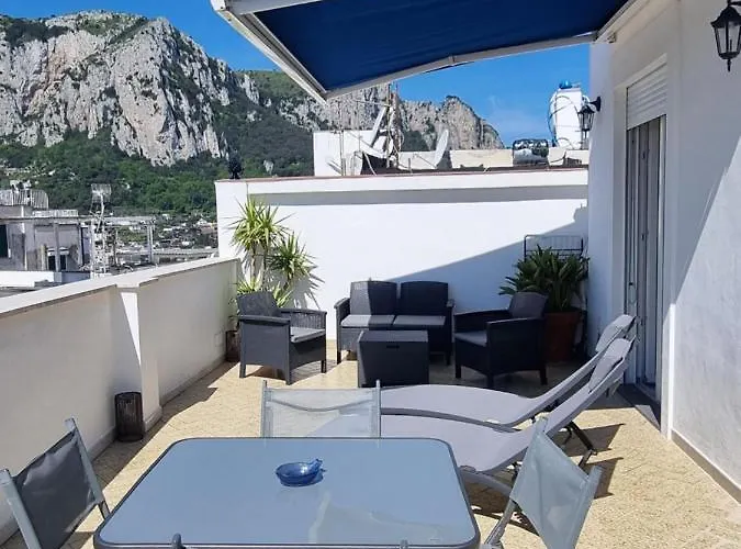 Romy Blu Apartment Capri