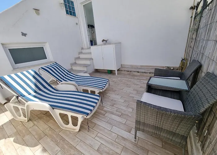 Romy Blu Apartment Capri